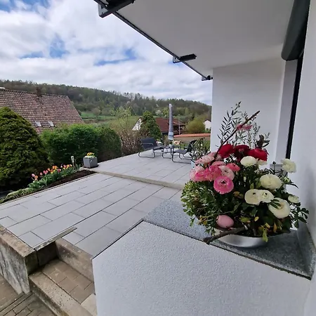 Mit Grosser Terrasse Im Herzen Der Fraenkischen Schweiz Unterleinleiter