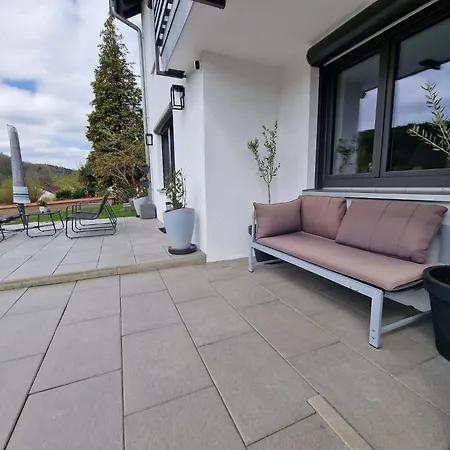 Mit Grosser Terrasse Im Herzen Der Fraenkischen Schweiz