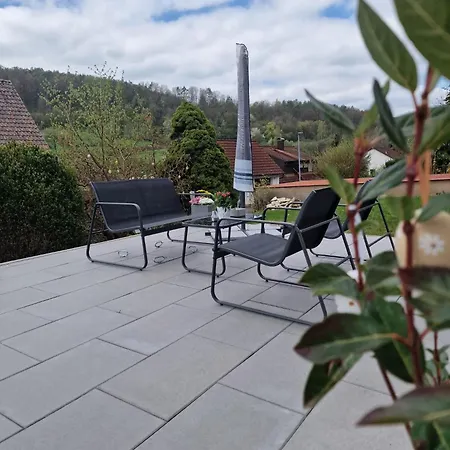 Mit Grosser Terrasse Im Herzen Der Fraenkischen Schweiz شقة Unterleinleiter